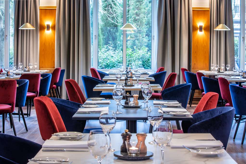 Rhapsody Restaurant