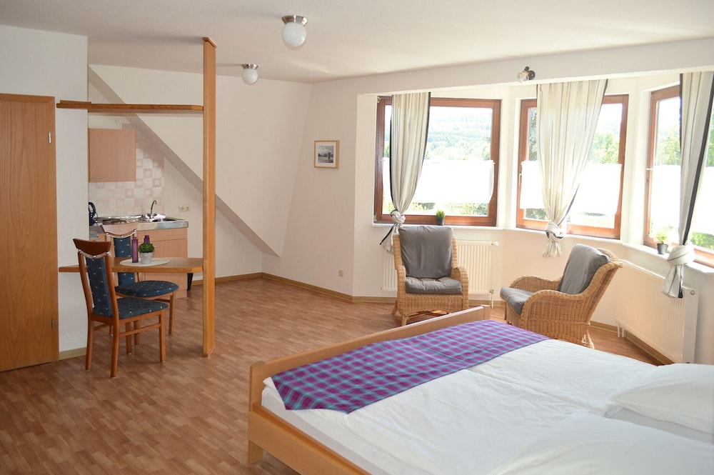 Room amenity