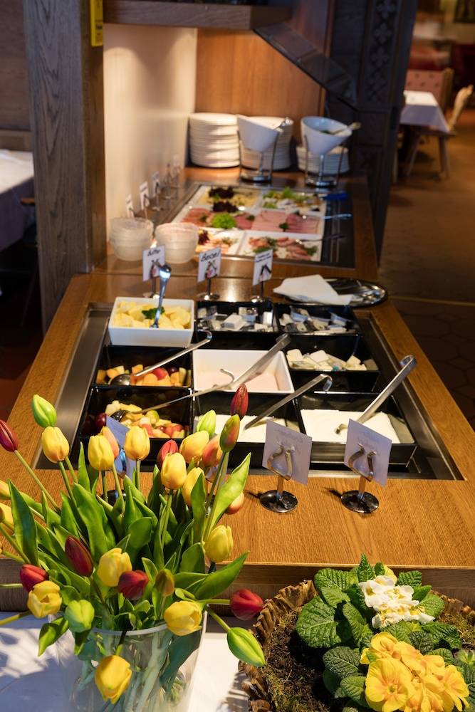 Breakfast buffet