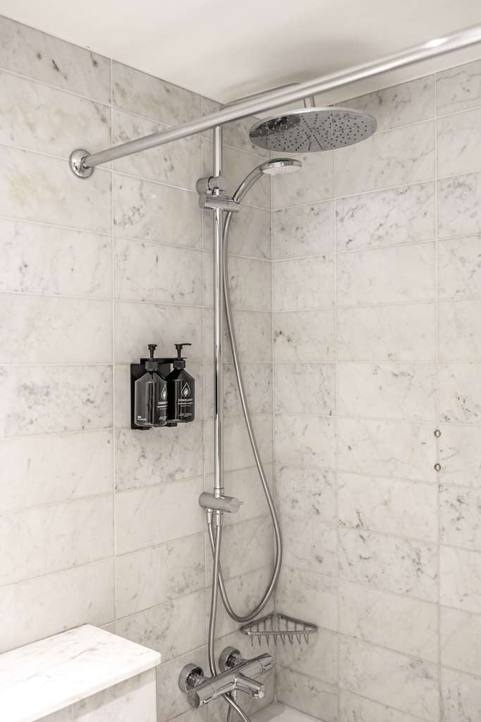 KAS Bathroom dpi