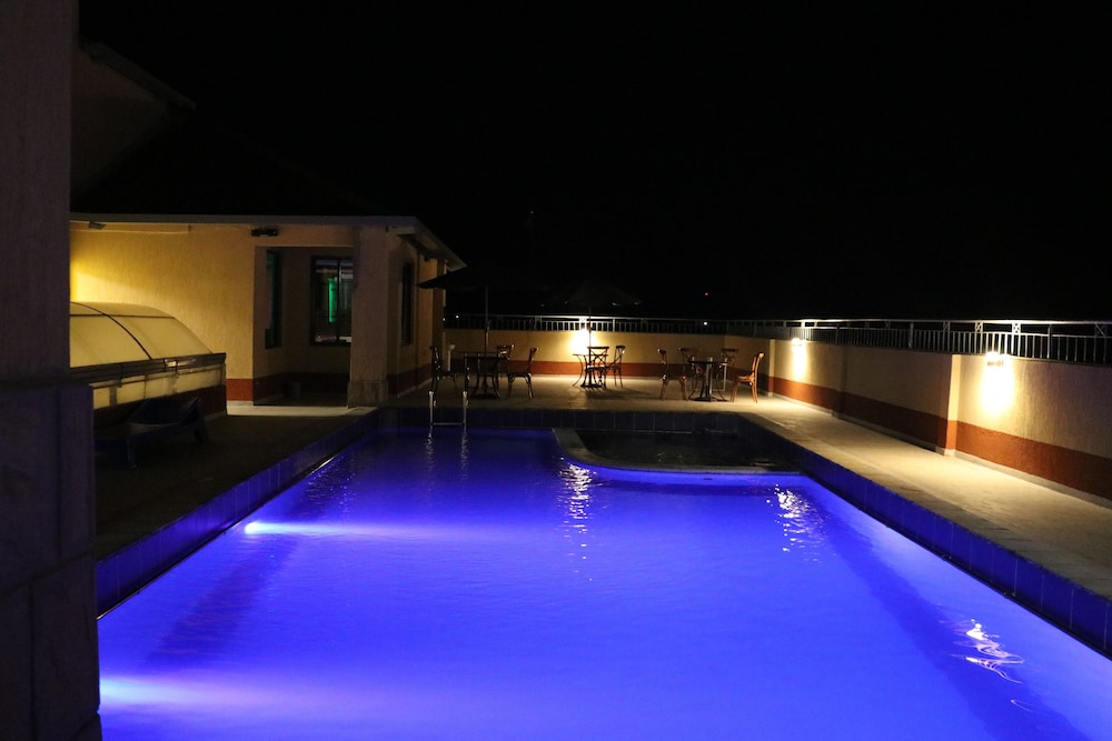 Rooftop pool