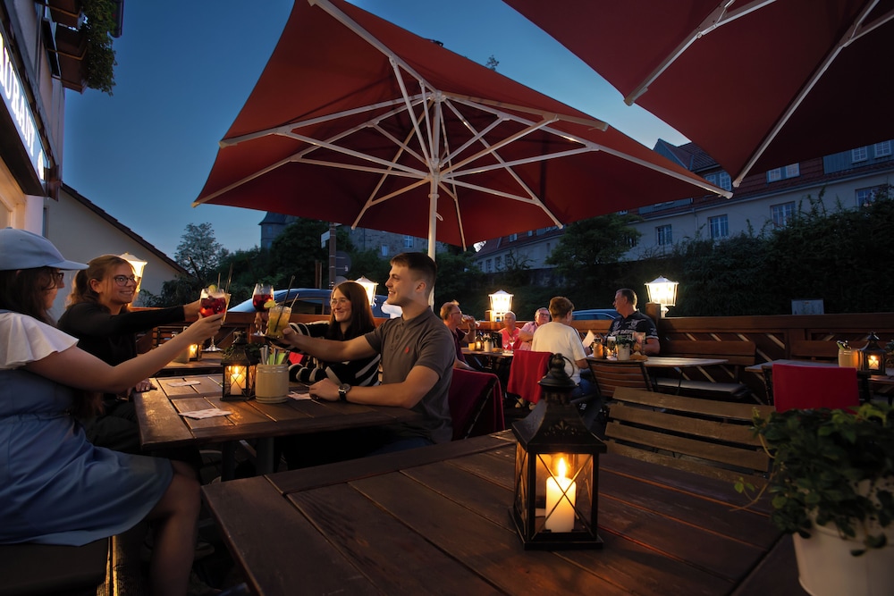 Sundeck