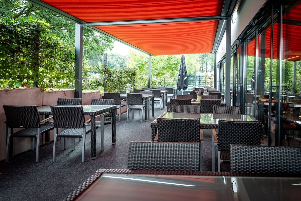 Sundeck