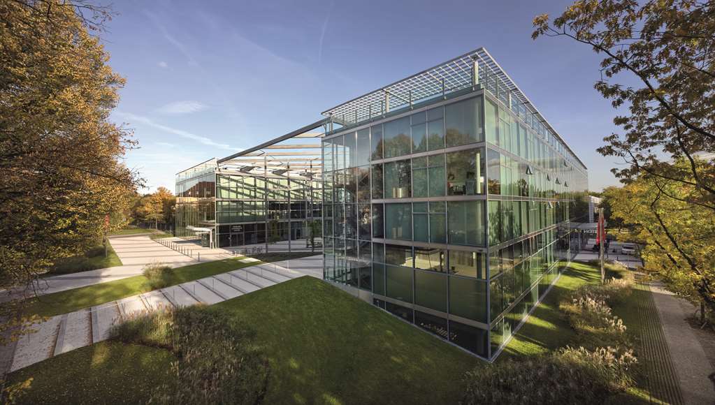 seminaris campushotel berlin exterior side view day high