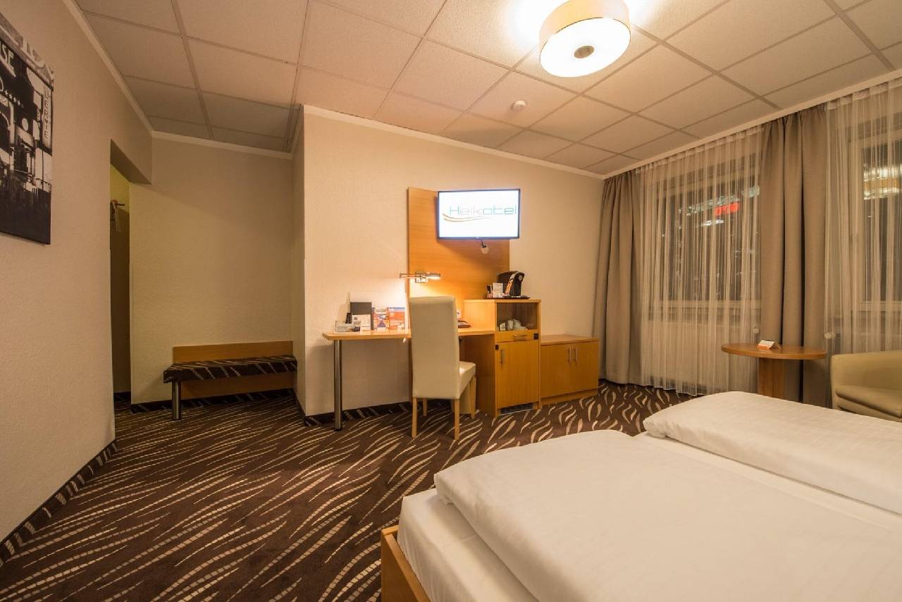 Guest room