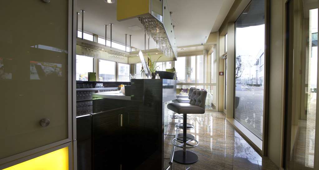 Bar/Lounge