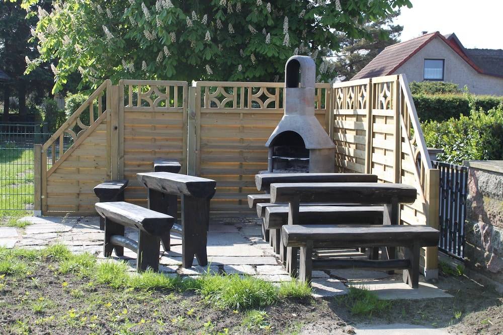 BBQ/picnic area