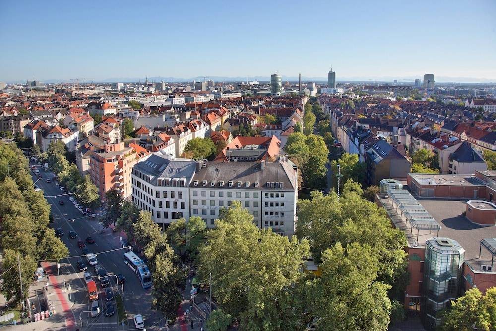 Hotel Rotkreuzplatz