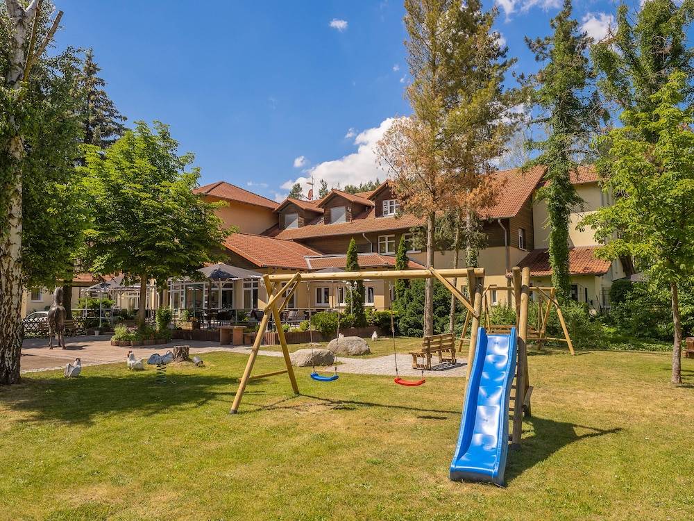 Children's play area - outdoor