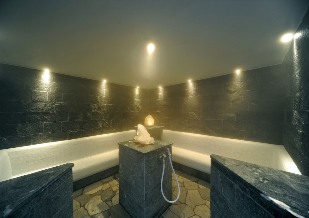 Steam room