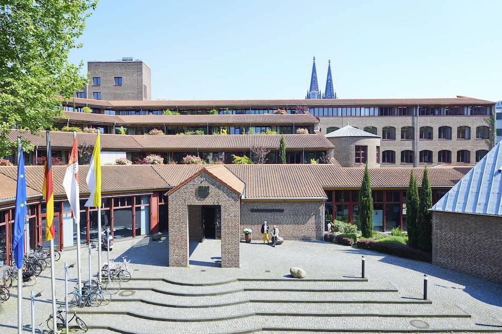 Primary image
