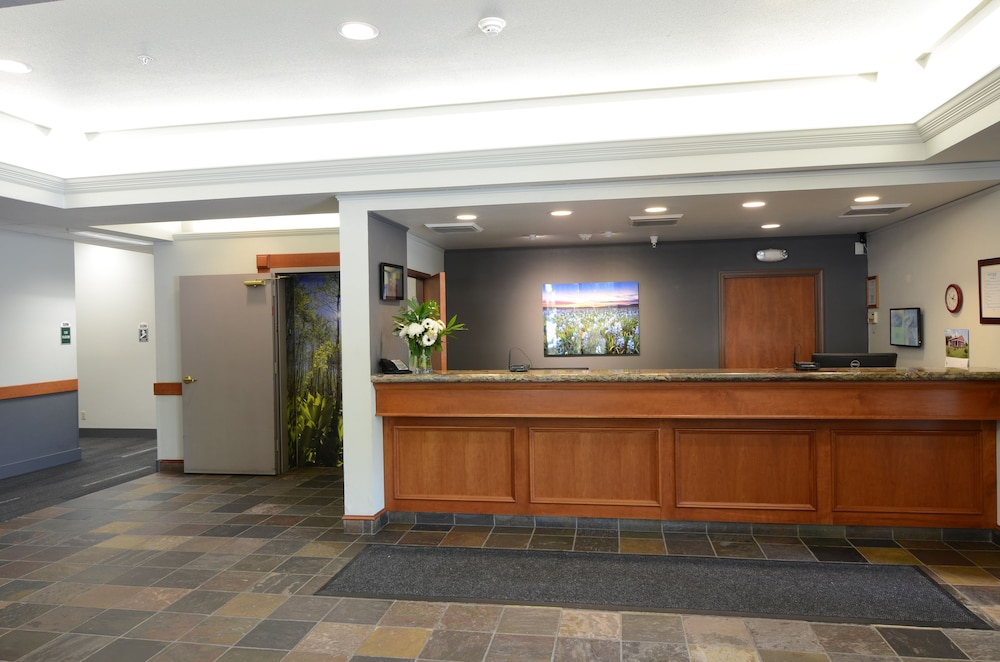 Wood River Inn & Suites - photo 5