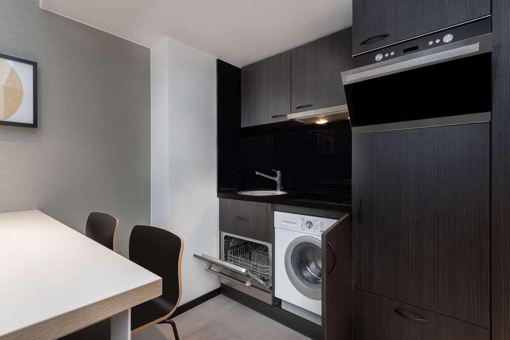 adina apartment hotel leipzig kitchen