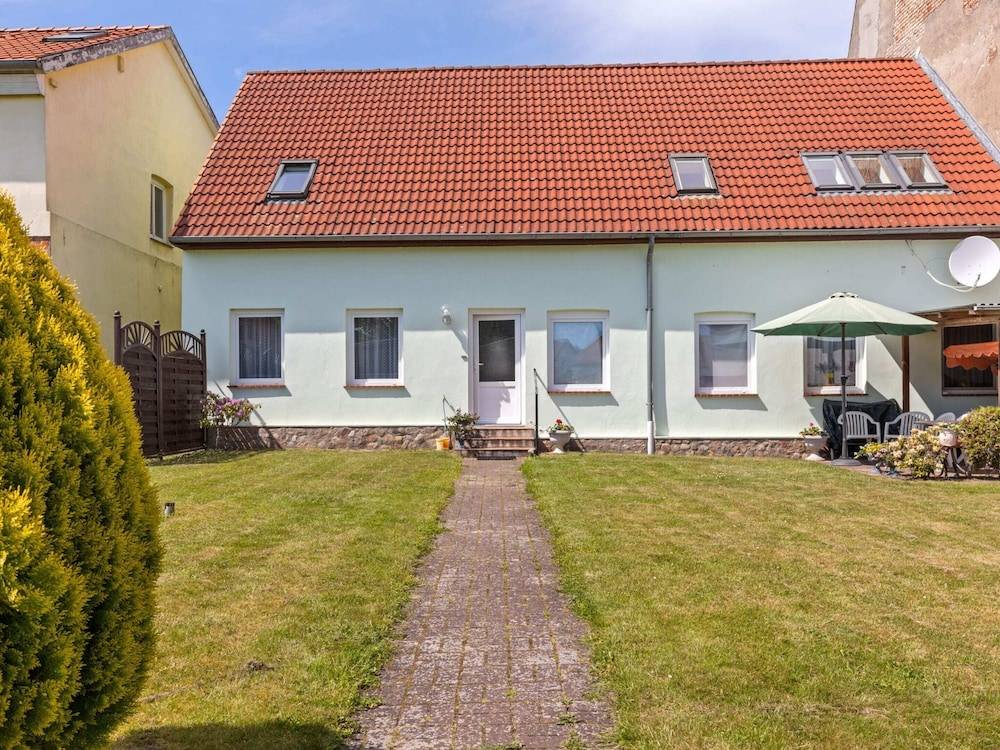 Attractive Apartment in Klütz near Sea