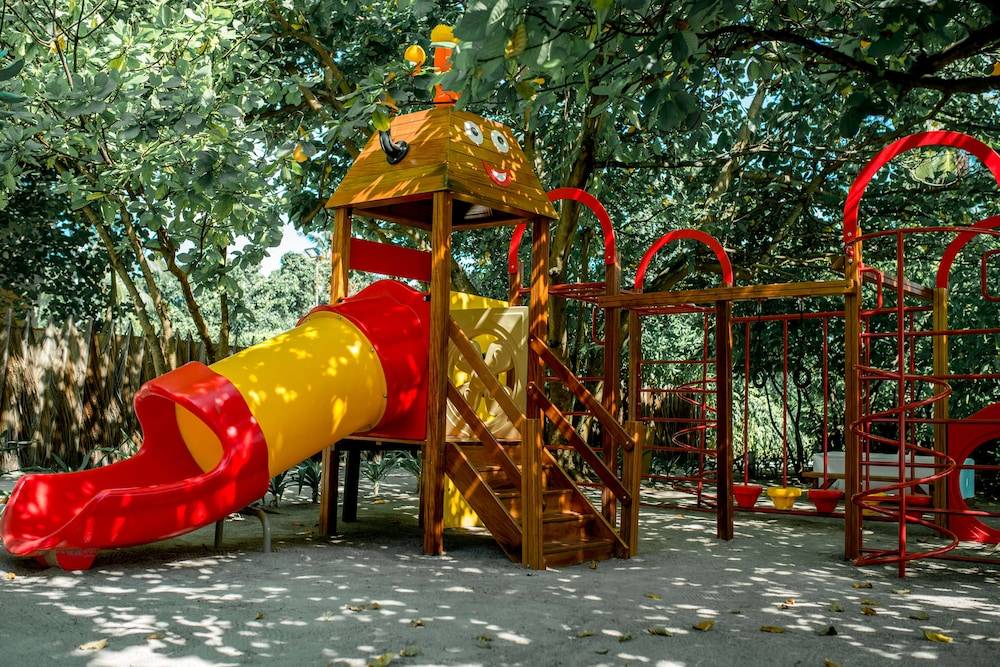 Children's play area - outdoor
