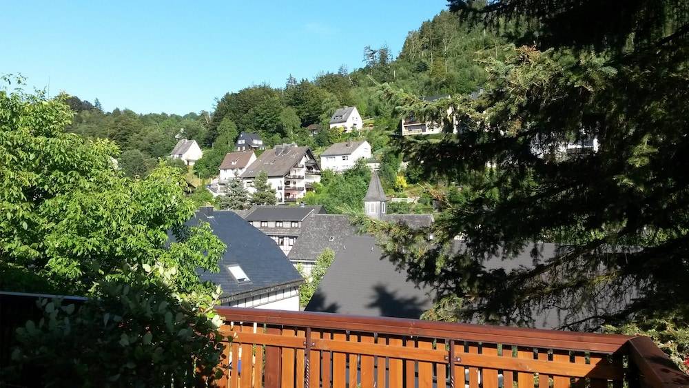 Sundeck