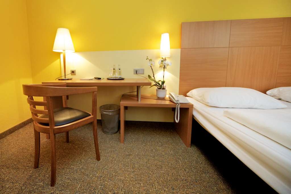 Guest Room Dependance