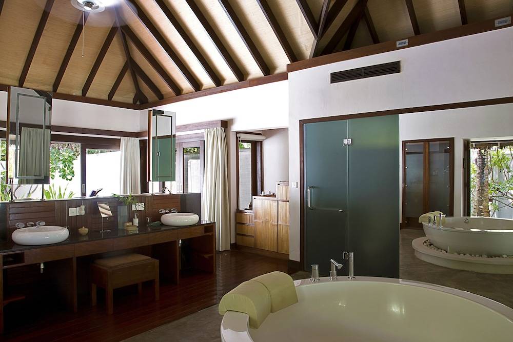Bathroom amenities
