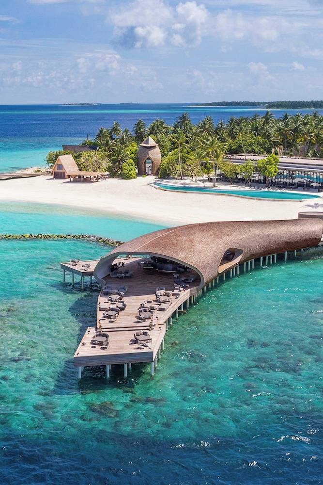 The St. Regis Maldives Vommuli Resort