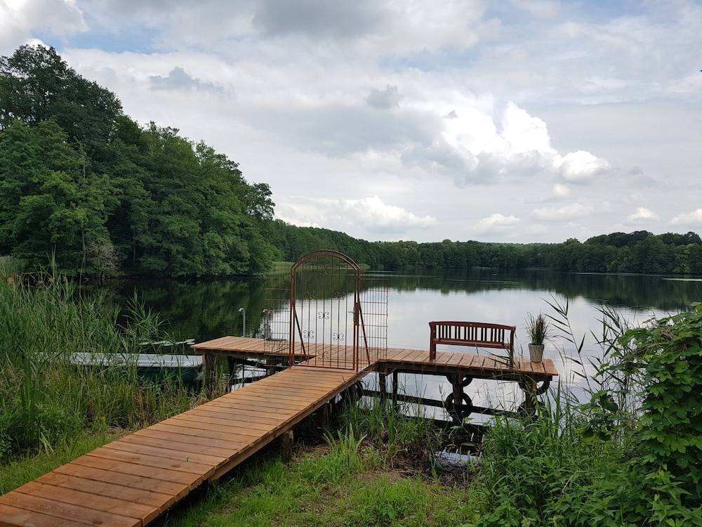 Dock