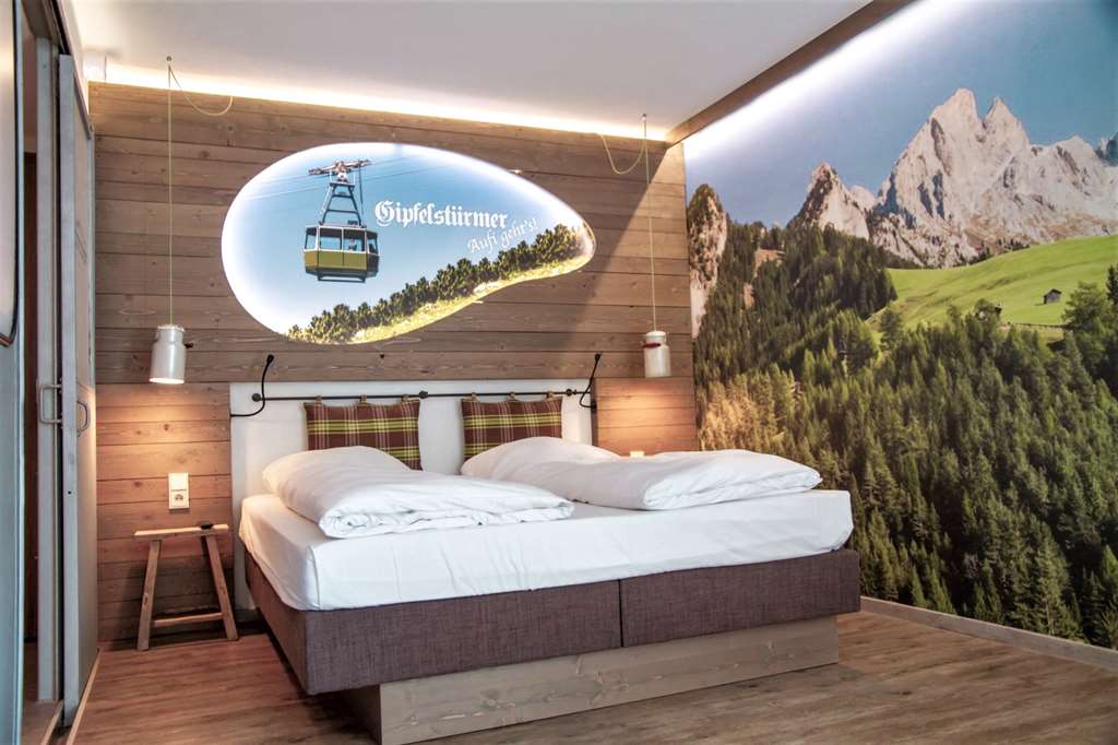 Cocoon Stadl Gipfelstuermer / Cocoon Hauptbahnhof