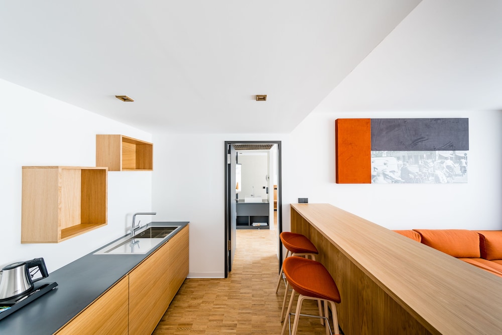 Private kitchenette