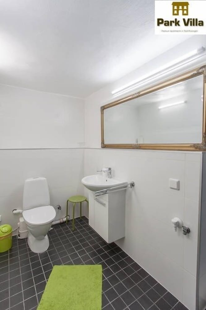 Bathroom amenities