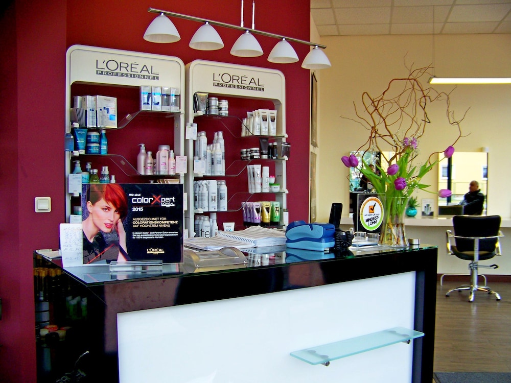 Hair salon