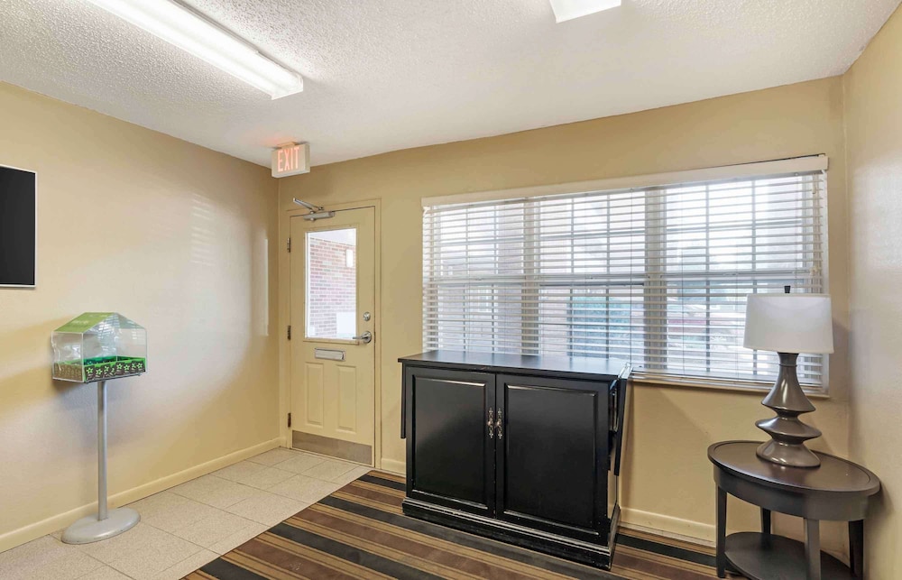 Extended Stay America Suites Chesapeake Crossways Blvd - photo 5