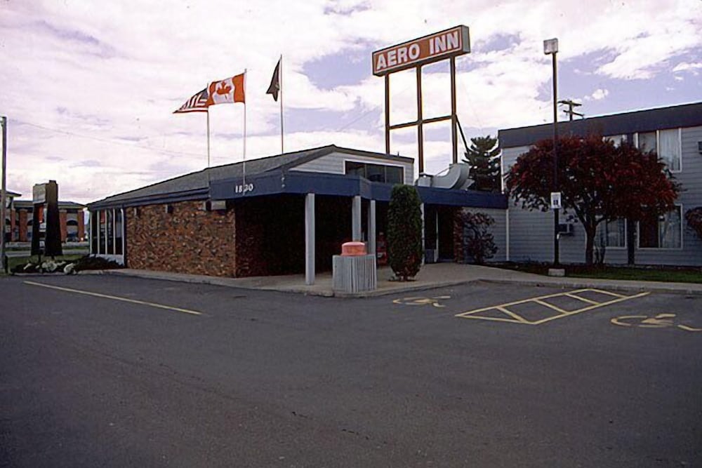 Aero Inn - photo 2