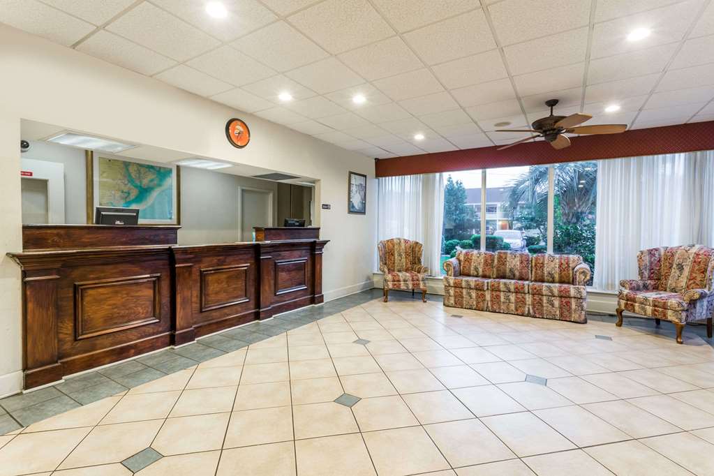 Super 8 by Wyndham Hardeeville - photo 3
