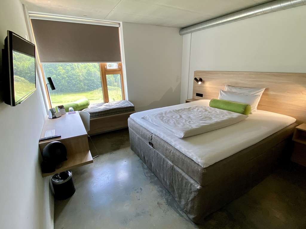 SGL Deluxe Room