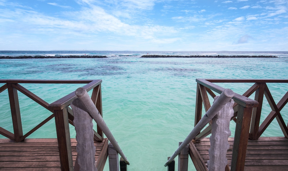 Beach/ocean view