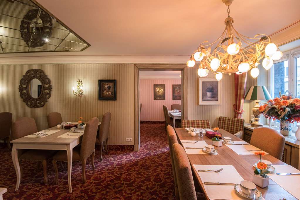 Hotel City House Fr hst cksraum