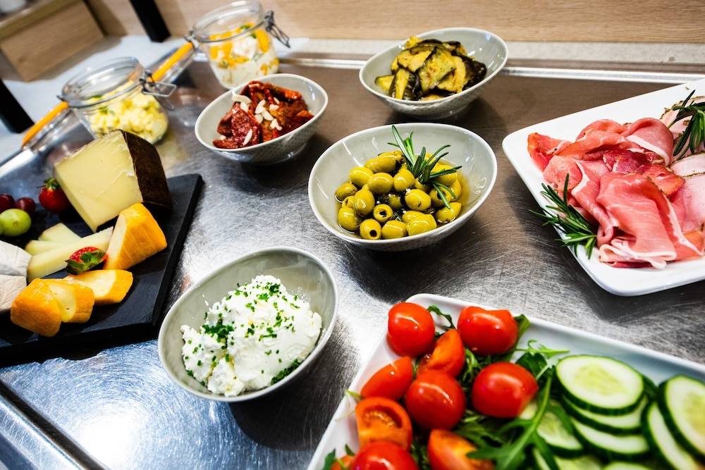 Breakfast buffet