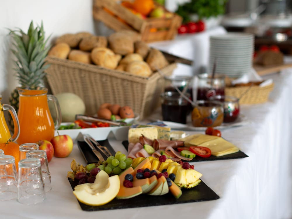 Breakfast buffet