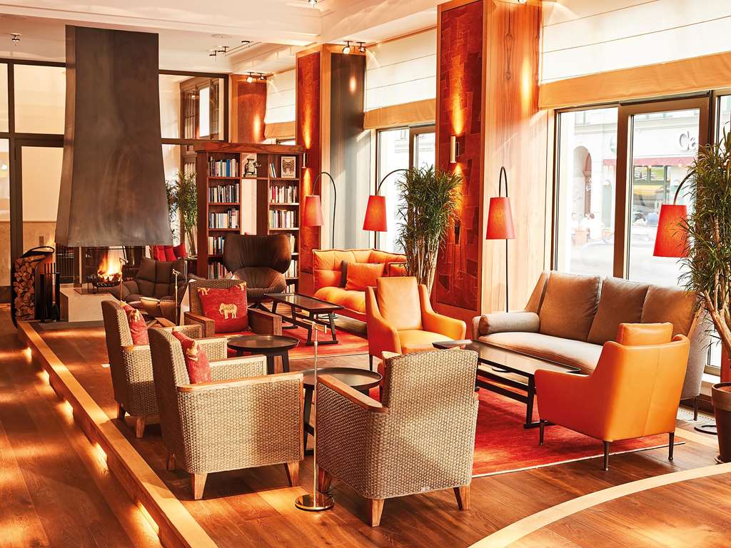 Orania Lounge high res