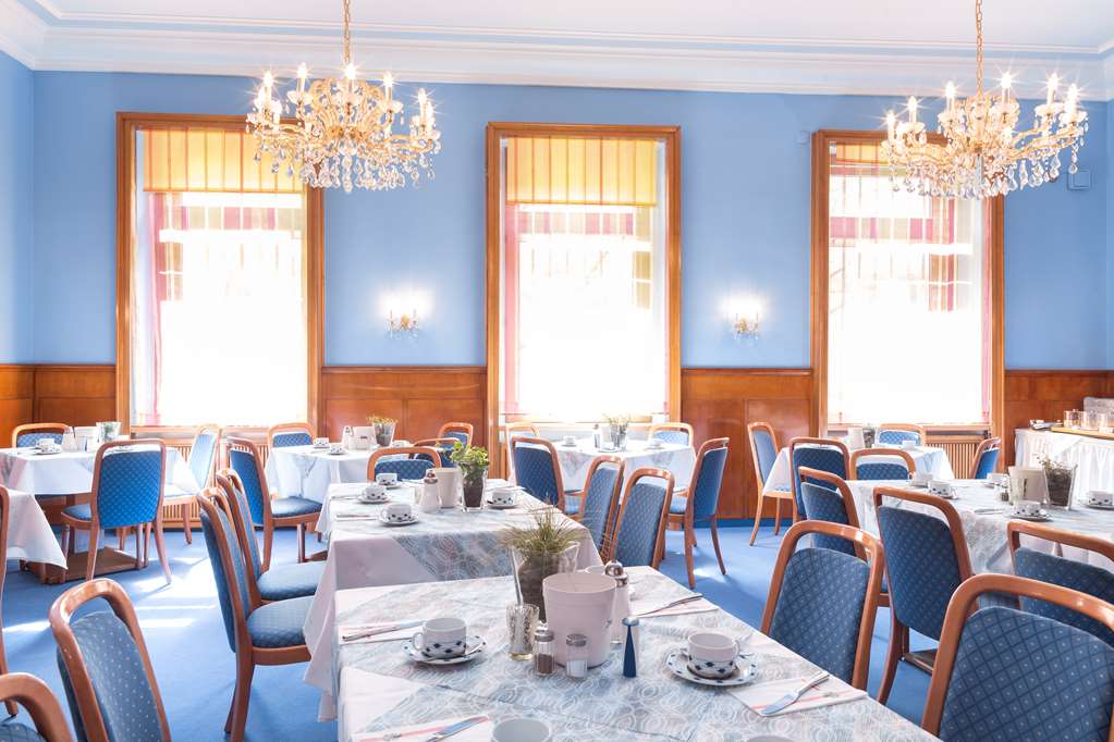 Breakfast room TOP Hotel Amberger Wuerzburg