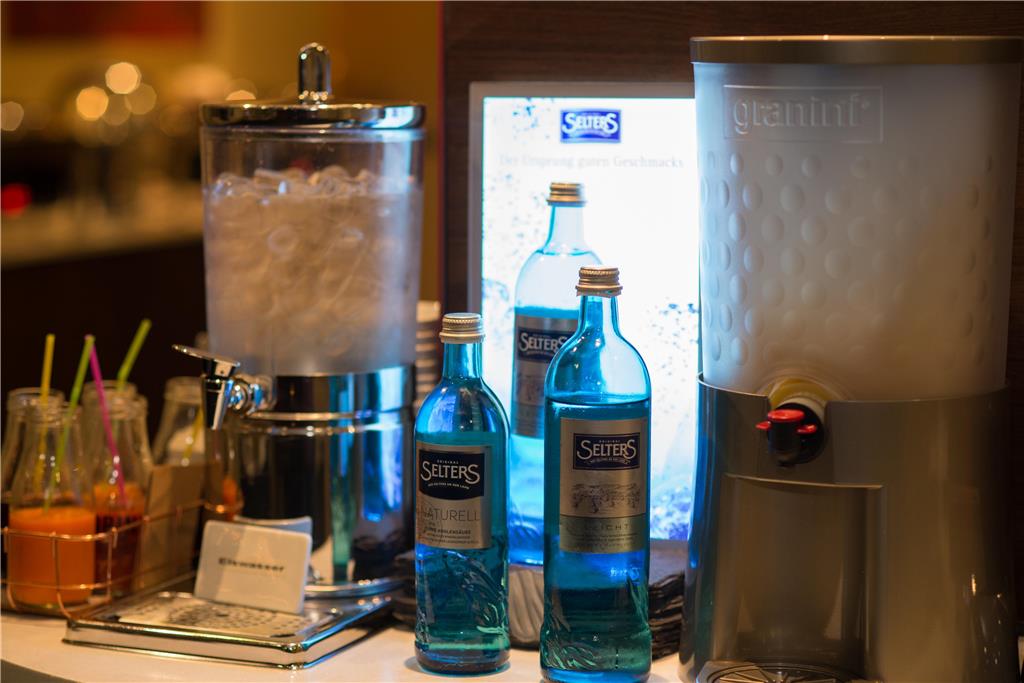 Esplanade Bistro Fruehstuecksbuffet DD