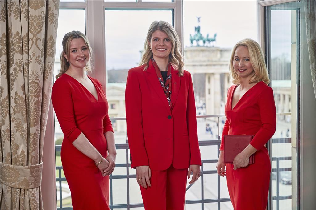 Lady in Red