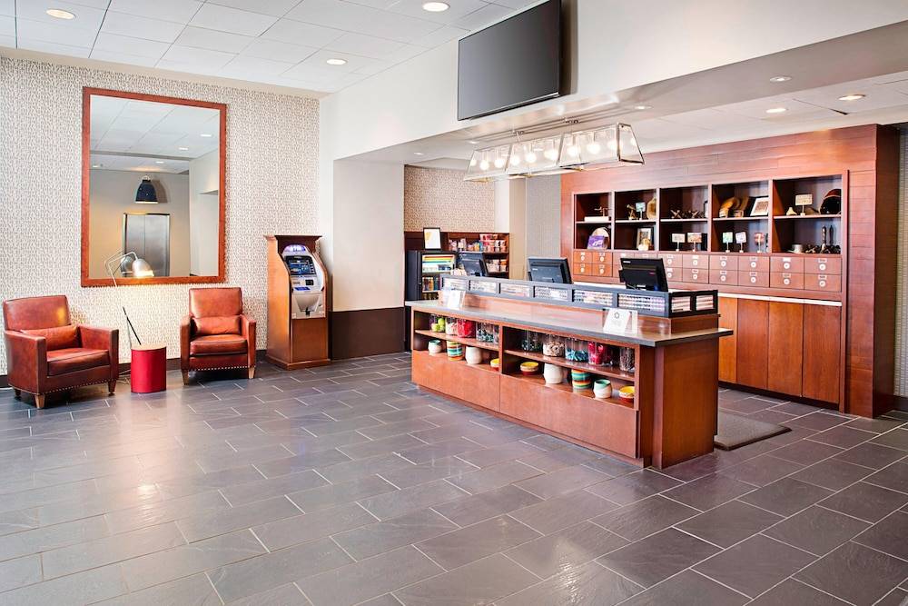 Four Points By Sheraton Philadelphia Airport - photo 2