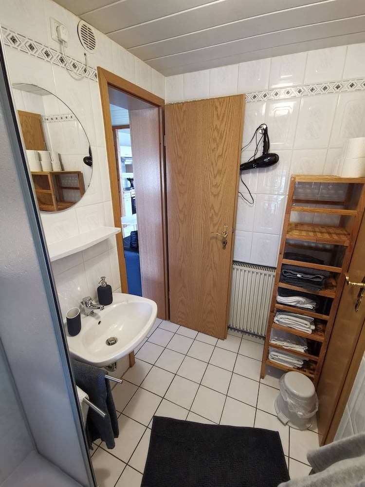 Bathroom amenities