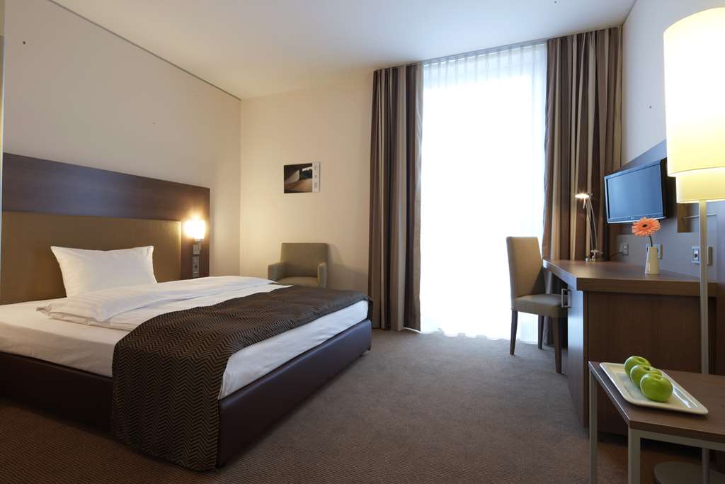IntercityHotel Mannheim, Germany - Business Room
