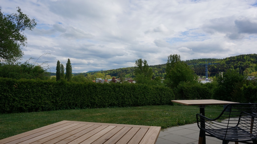 Sundeck
