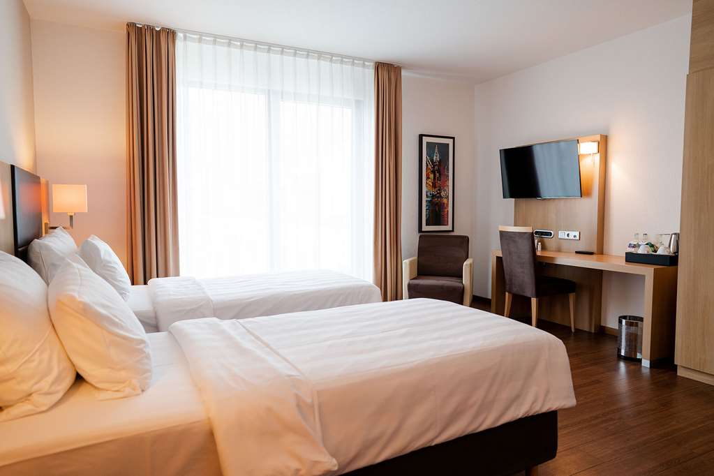Standard Room - Twin Bed