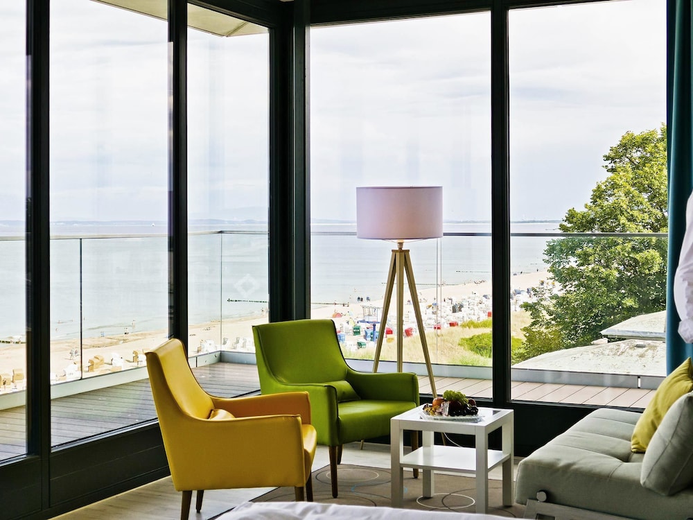 SEETELHOTEL Kaiserstrand Beachhotel das Lifestyle Hotel direkt am Strand
