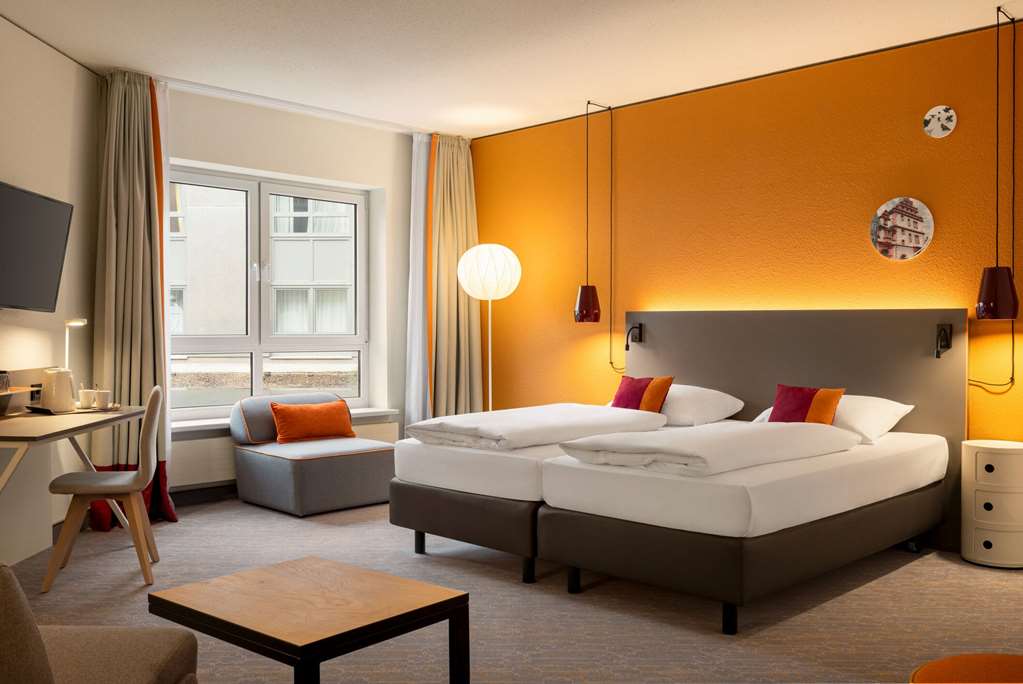 Guest room