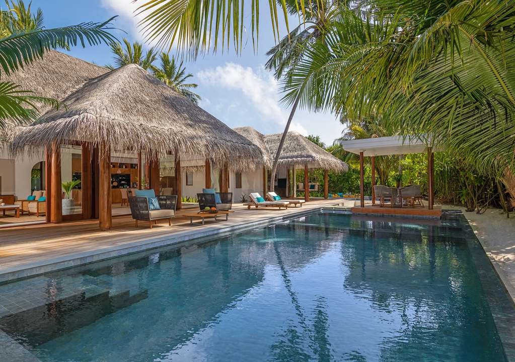 Anantara Kihavah Exterior View Two Bedroom Beach Pool Residence Pool and Deck
