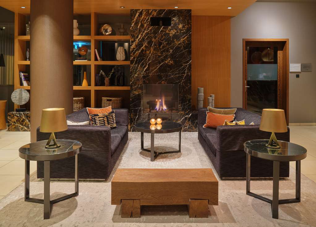 adina apartment hotel frankfurt neue oper lobby