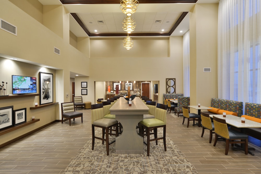 Hampton Inn & Suites Chippewa Falls - photo 3